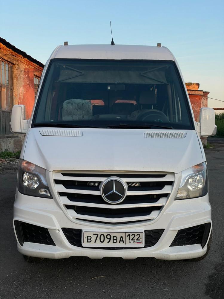 Mercedes Benz Sprinter 515